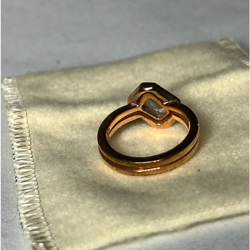 SWAROVSKI Emerald Cut Halo Set - Picture 4 of 6